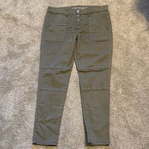 American Eagle Olive Green Cargo Skinny Pants